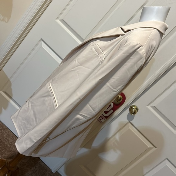 Princess Polly Astrid Blazer. NWT size 6 - Picture 5 of 11